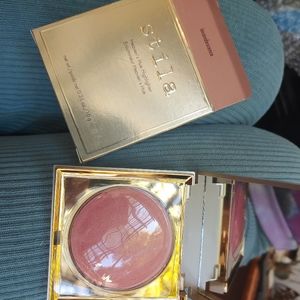 Stila Blush " Incandescance"